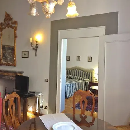 Apartment Ponte Vecchio Florence